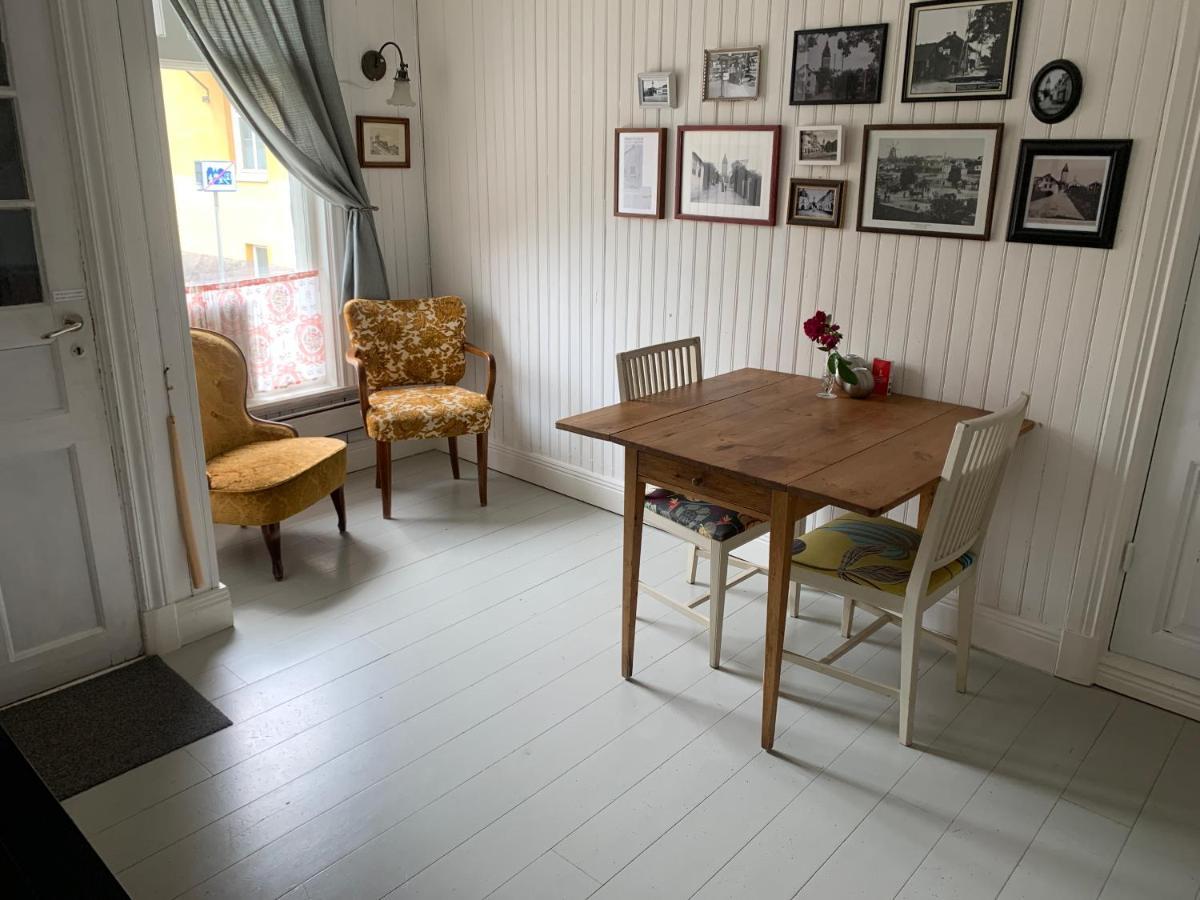 Gyllenhjelmsgatan Gasthuis 2*